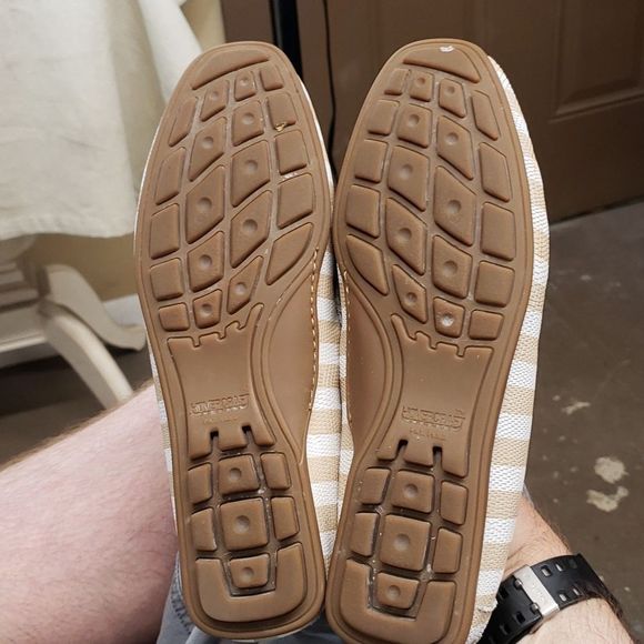 VITTORIA MENGONI LEATHER WOMENS LOAFERS Size 9 EUC - Picture 10 of 11